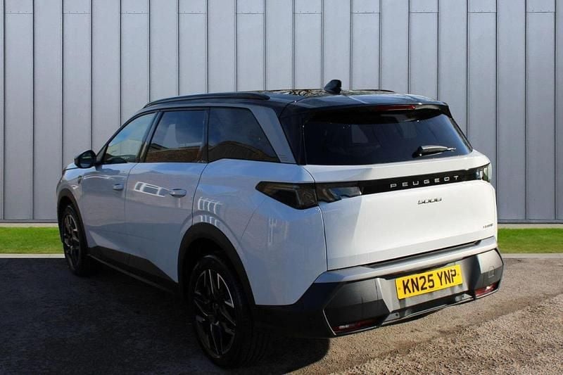 Used Peugeot 5008 GT 134 HP (98 kW) 2025 White SUV
