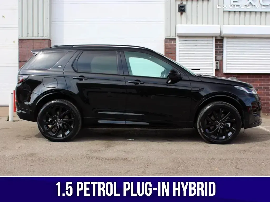 Used Land Rover Discovery 5 SE Dynamic 2025 Black SUV