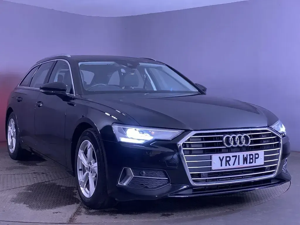 Usado Audi A6 Sport 204 CV (150 kW) 2021 Negro Familiar