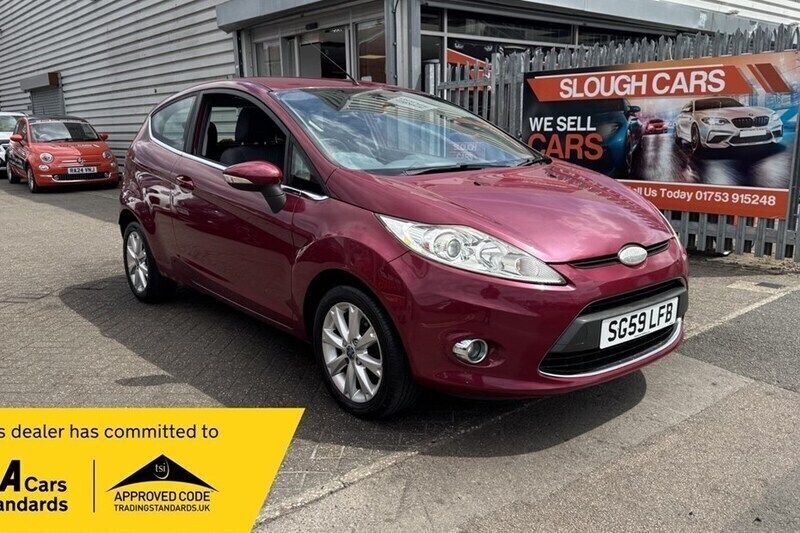 Red Used 2009 Ford Fiesta Zetec Hatchback | £2,595 (Good price) - Image 1/1