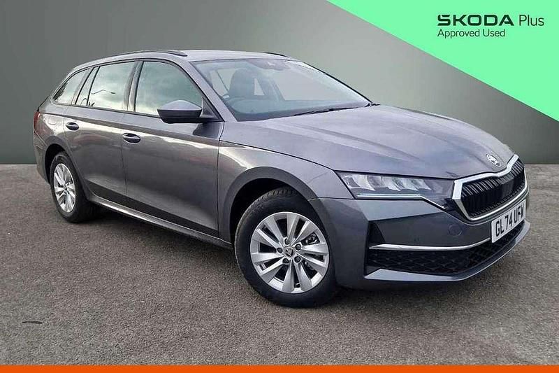 Graphite grey metallic Used 2024 Skoda Octavia SE Technology Estate | £21,900 (Fair price) - Image 1/4