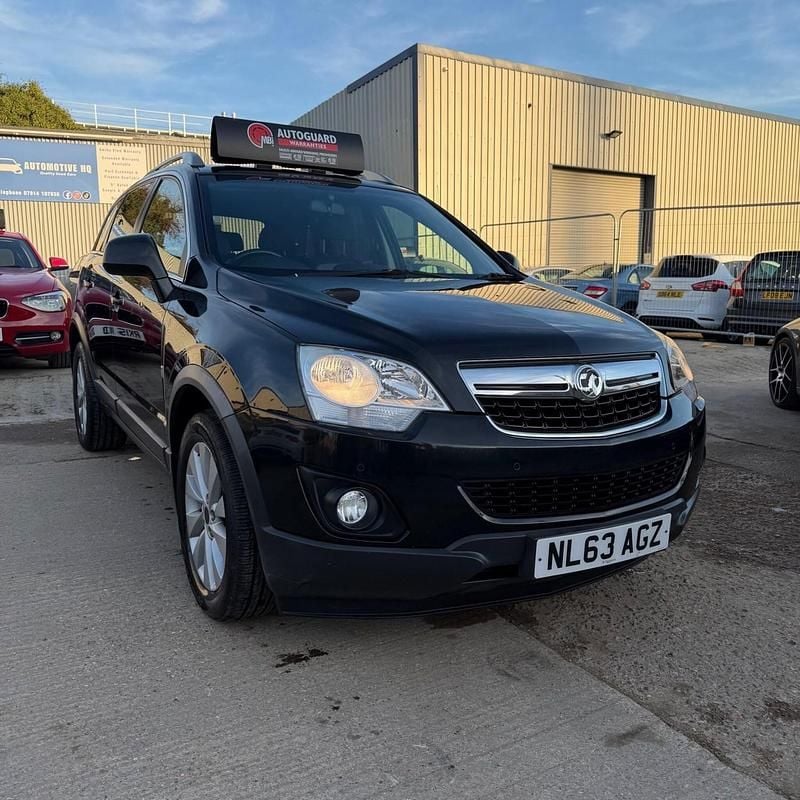 Begagnad Vauxhall Antara S 2013 Svart SUV