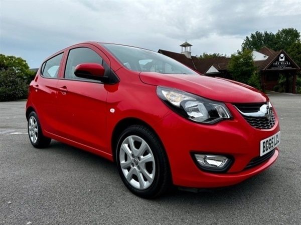Flame red Used 2015 Vauxhall Viva Hatchback | £6,195 (Fair price) - Image 1/1