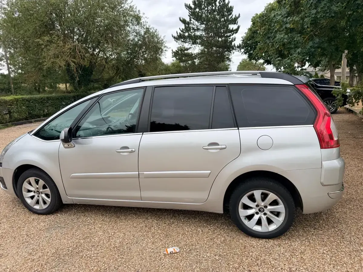 Used Citroën Grand C4 Picasso VTR Sport 2011 Silver MPV