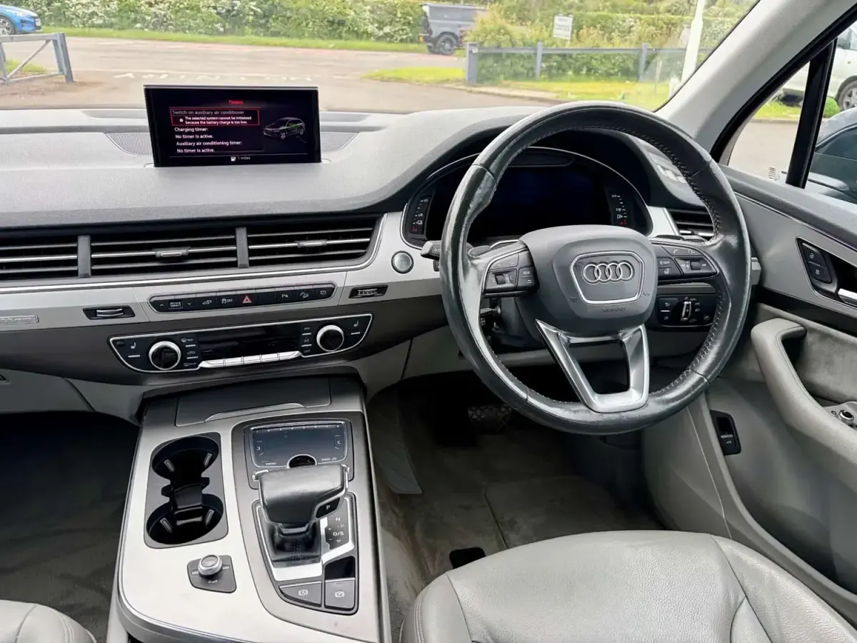 Usado Audi Q7 Advanced 2017 Azul SUV
