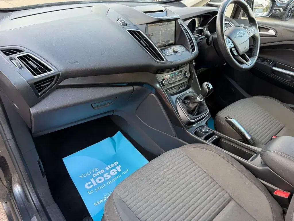 Begagnad Ford C-MAX Titanium 120 HK (88 kW) 2016 Grå Minibuss