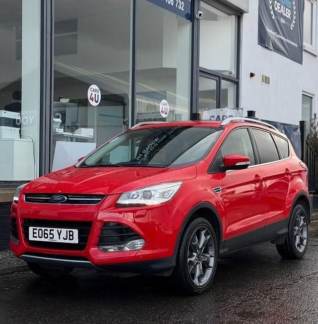 Usado Ford Kuga Titanium X 180 HP (132 kW) 2015 Vermelho SUV