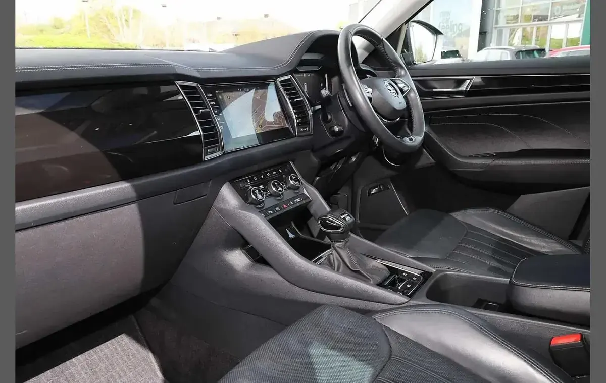 Used Skoda Kodiaq LAURIN & KLEMENT 150 HP (110 kW) 2023 Black magic pearl effect SUV