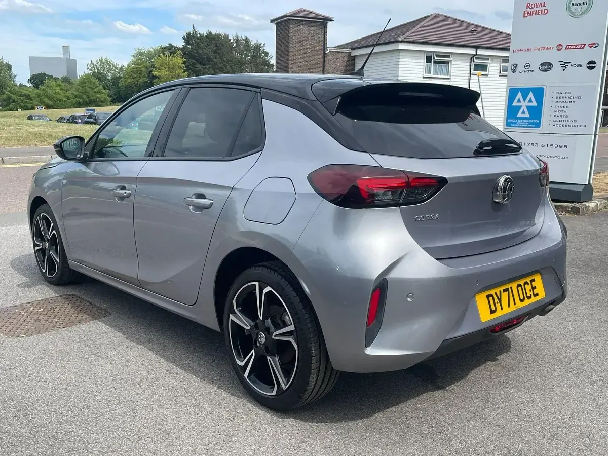 Used Vauxhall Corsa Edition 98 HP (72 kW) 2022 Grey Hatchback