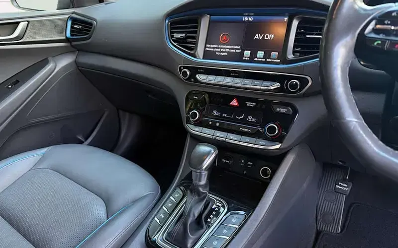 Used Hyundai Ioniq Premium SE 141 HP (103 kW) 2019 Grey Hatchback