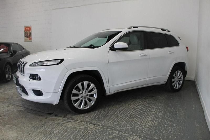 Used Jeep Cherokee Overland 200 HP (147 kW) 2018 White SUV