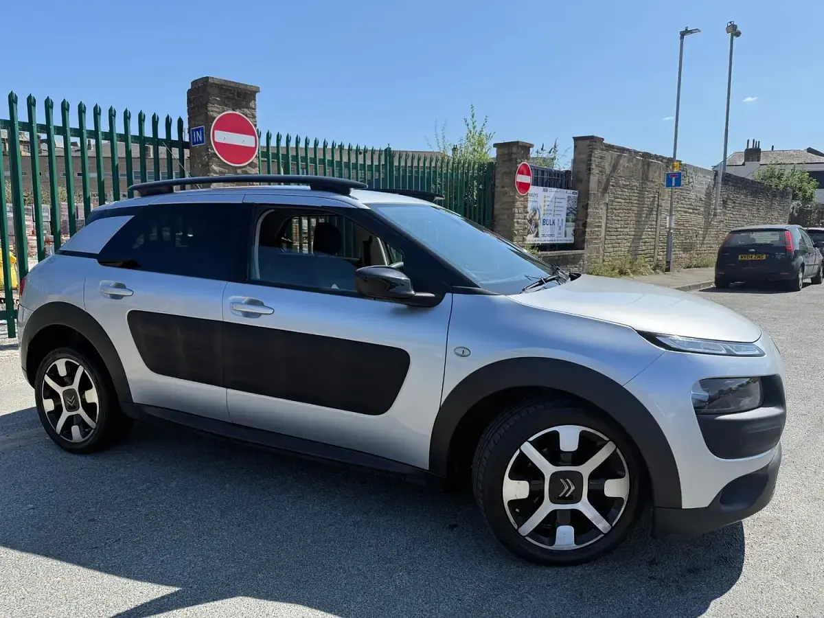 Used Citroën C4 Cactus Flair 2016 Silver Hatchback