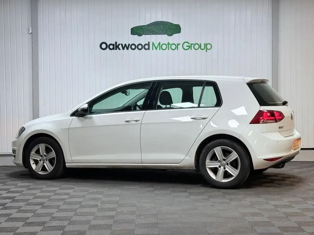 Used VW Golf VII Match 2015 White Hatchback