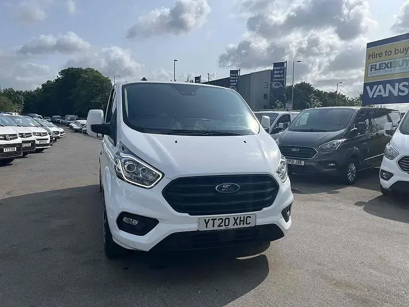 Used Ford Transit Custom Trend 130 HP (95 kW) 2020 White Estate