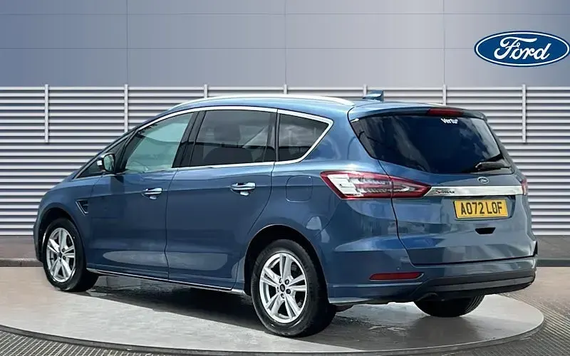 Used Ford S-MAX Titanium 150 HP (110 kW) 2021 Blue MPV