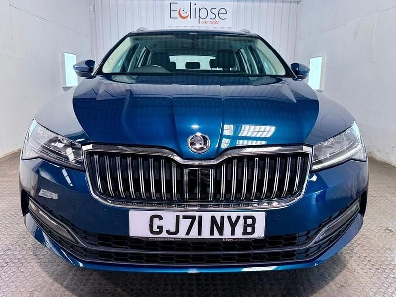 Used Skoda Superb SE 122 HP (89 kW) 2021 Blue Estate