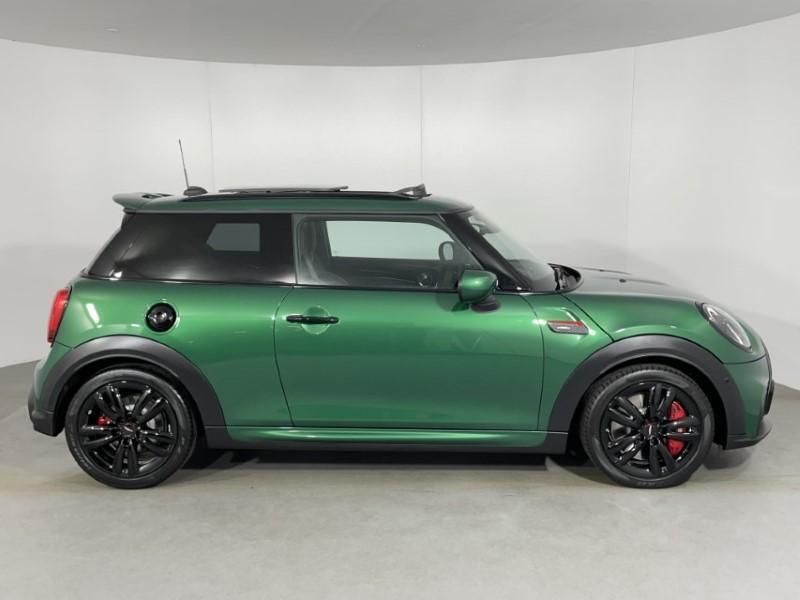 Used Mini John Cooper Works Hatch 228 HP (167 kW) 2023 Green Hatchback