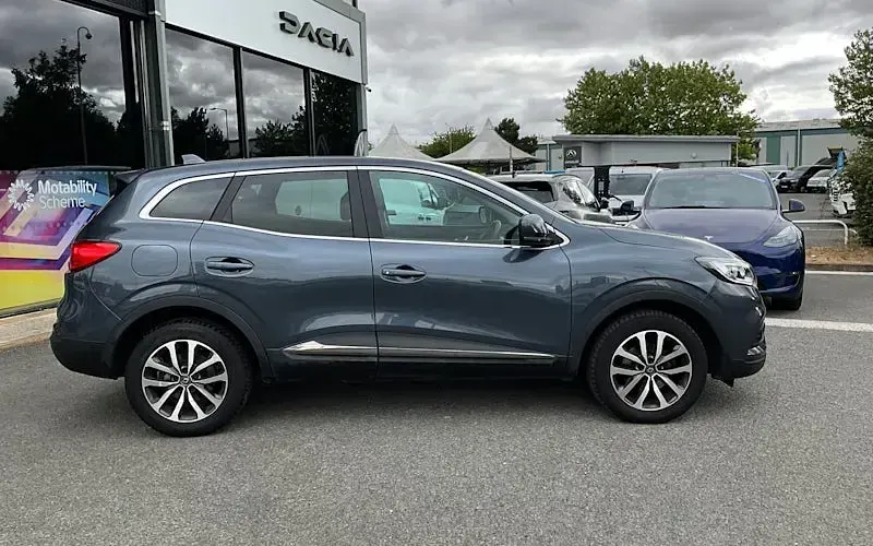 Used Renault Kadjar Iconic 140 HP (102 kW) 2021 Grey SUV