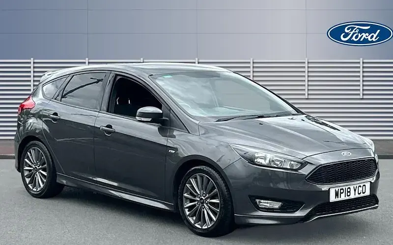 Used Ford Focus ST-Line 140 HP (102 kW) 2017 Hatchback
