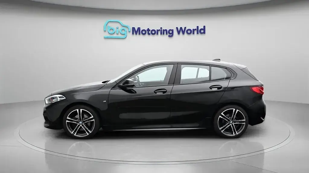 Used BMW 118 M Sport 136 HP (100 kW) 2022 Black Hatchback