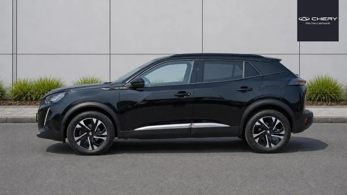 Used Peugeot e-2008 Allure+ 98 kW (134 HP) 2024 Black SUV