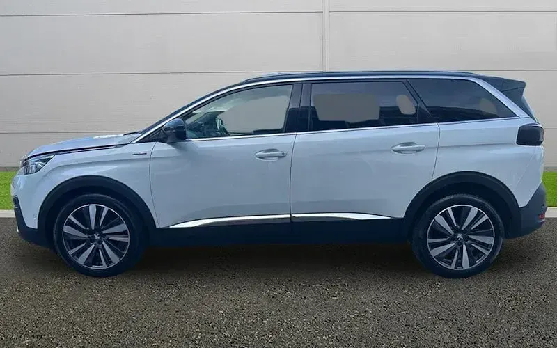 Used Peugeot 5008 Premium 131 HP (96 kW) 2020 White SUV
