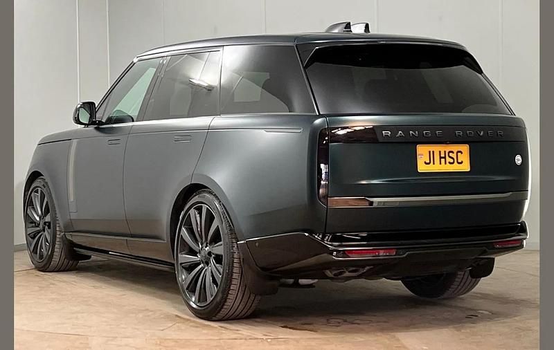 Used Land Rover Range Rover Autobiography 344 HP (253 kW) 2025 Green SUV