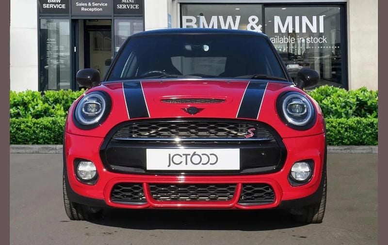 Used Mini Cooper S Sport 188 HP (138 kW) 2021 Red Hatchback