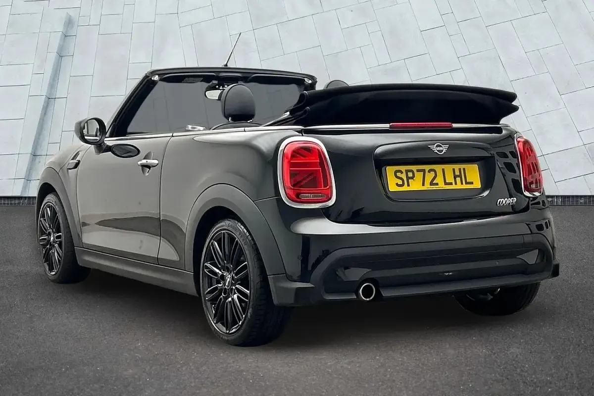 Used Mini Cooper Cabriolet Exclusive 134 HP (98 kW) 2022 Black Cabriolet
