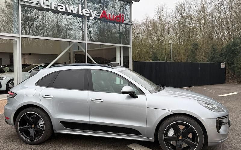 Used Porsche Macan Turbo 441 HP (324 kW) 2020 SUV