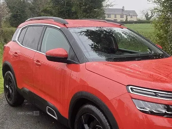 Used Citroën C5 Aircross PureTech 131 HP (96 kW) 2022 Red SUV