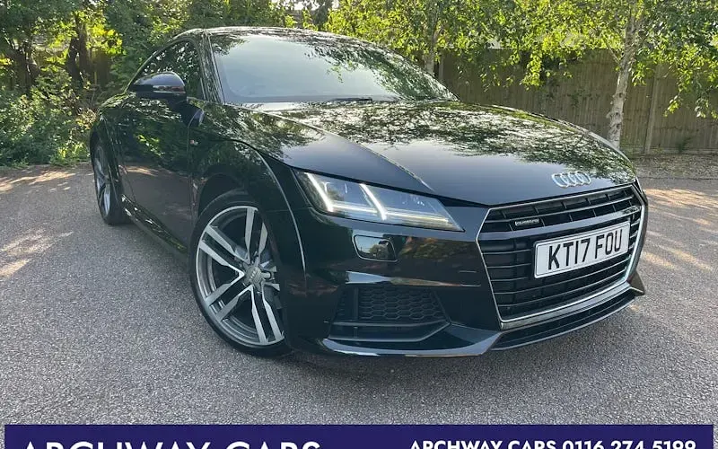 Begagnad Audi TT S-Line 230 HK (169 kW) 2017 Sportkupé
