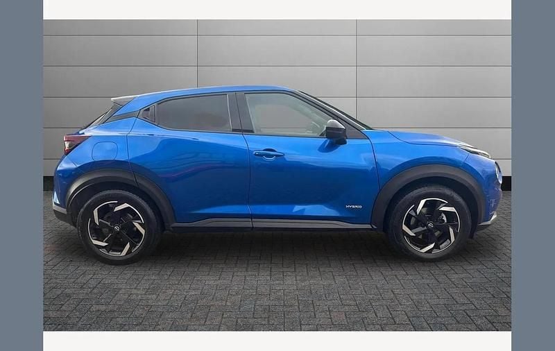 Used Nissan Juke N-Connecta 143 HP (105 kW) 2023 Blue SUV