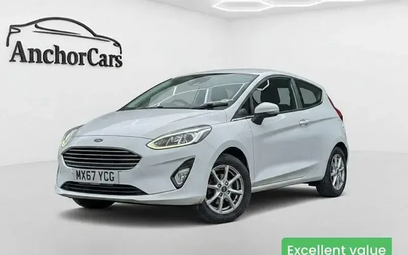 Usado Ford Fiesta Zetec 86 CV (63 kW) 2019 Utilitario