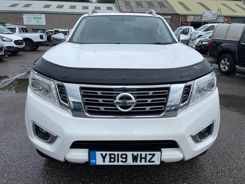 Used Nissan Navara Tekna 2019 White Pickup