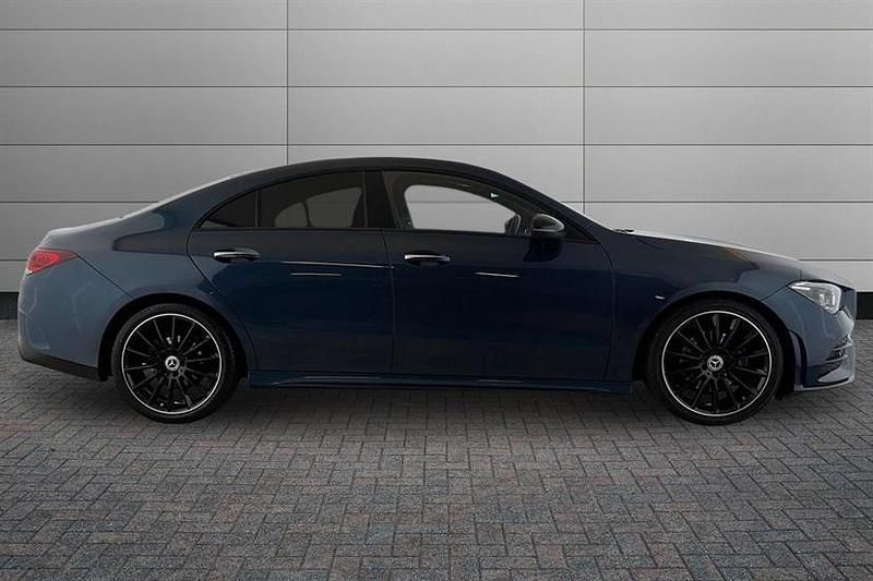 Used Mercedes CLA180 AMG Line Premium Plus 136 HP (100 kW) 2023 Blue Sedan