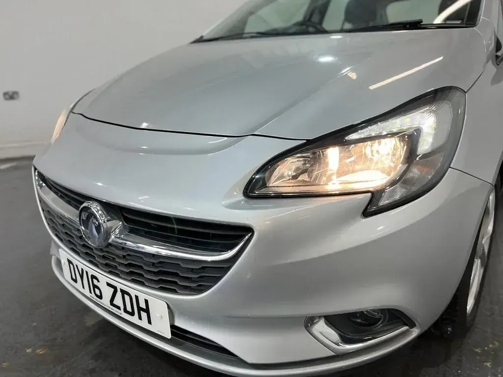 Second-hand Vauxhall Corsa SRi 75 CP (55 kW) 2016 Argintiu Hatchback