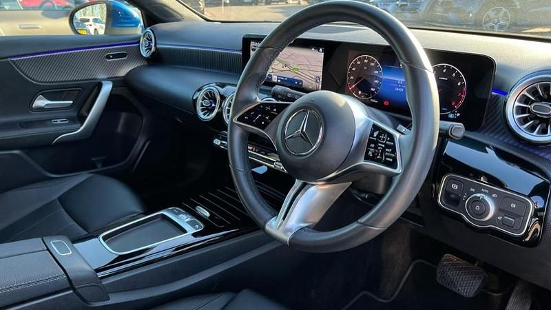Used Mercedes A200 Executive 163 HP (119 kW) 2024 Blue