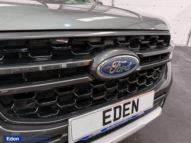 Usado Ford Ranger Wildtrack 205 HP (150 kW) 2024 Cinzento Pickup