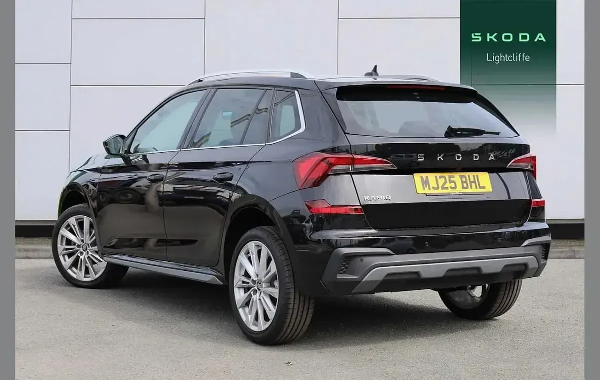 New Skoda Kamiq Design Edition 115 HP (84 kW) 2025 Black magic pearl effect SUV