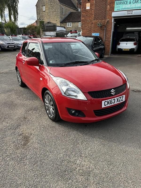 Red Used 2014 Suzuki Swift SZ4 Hatchback | £2,295 (Super price) - Image 1/4