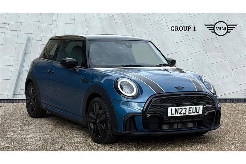 Blue Used 2023 Mini Cooper Premium Hatchback | £22,990 (Fair price) - Image 1/4