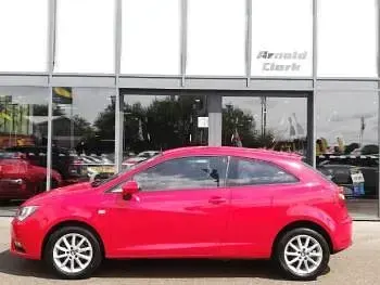 Used Seat Ibiza SE Technology 75 HP (55 kW) 2016 Red Hatchback