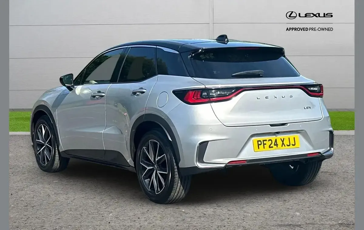 Used Lexus LBX 136 HP (100 kW) 2024 Other SUV