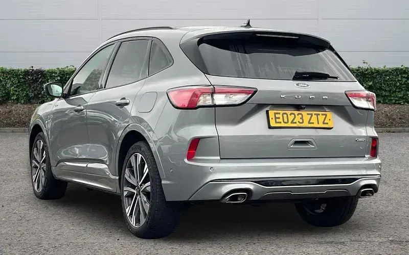 Used Ford Kuga ST-Line 224 HP (164 kW) 2023 Silver SUV