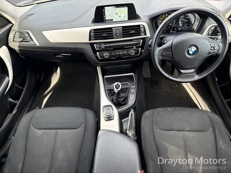 Used BMW 118 136 HP (100 kW) 2019 Blue Hatchback