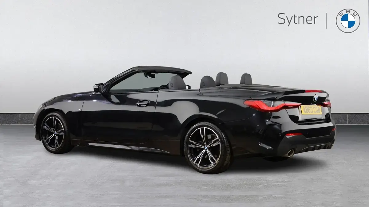Usado BMW 420 M Sport 192 HP (141 kW) 2022 Preto Cabrios
