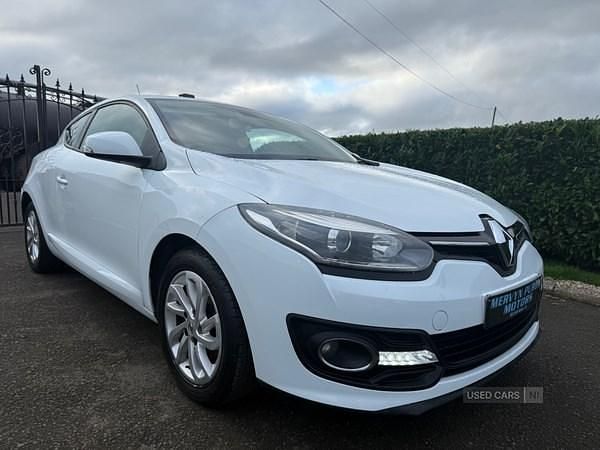 White Used 2014 Renault Mégane Coupé Dynamique Coupe | £3,950 - Image 1/4