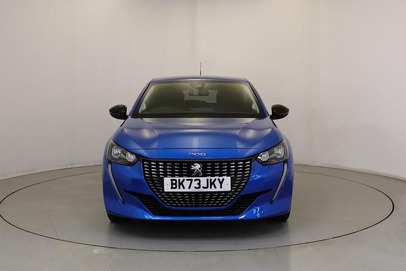 Used Peugeot 208 Allure+ 99 HP (72 kW) 2023 Blue Hatchback