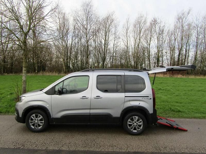 Used Peugeot Rifter Allure 2023 Grey MPV